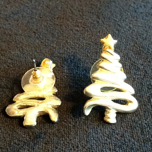 Vintage Christmas Trees & Gifts Earrings - Picture 4 of 6